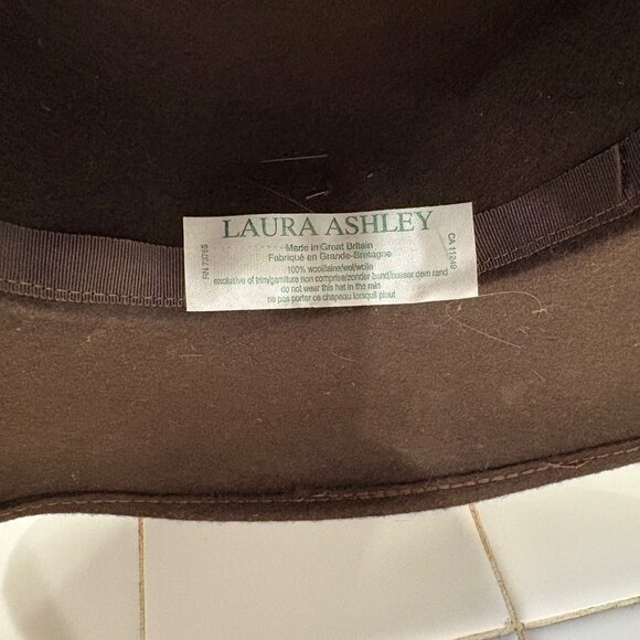 Gilded Age Vintage Fashion – Laura Ashley Brown Felt & Velvet Hat - Picture 5 of 6